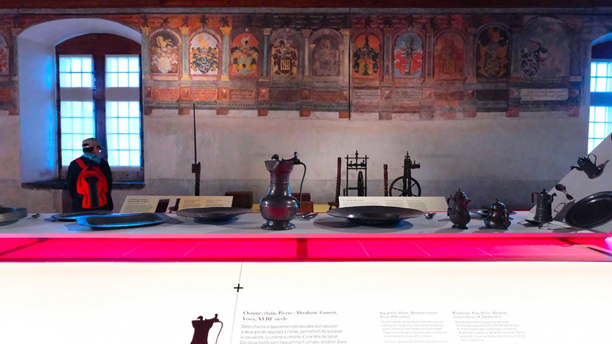 Chillon - collections - salle des armoiries